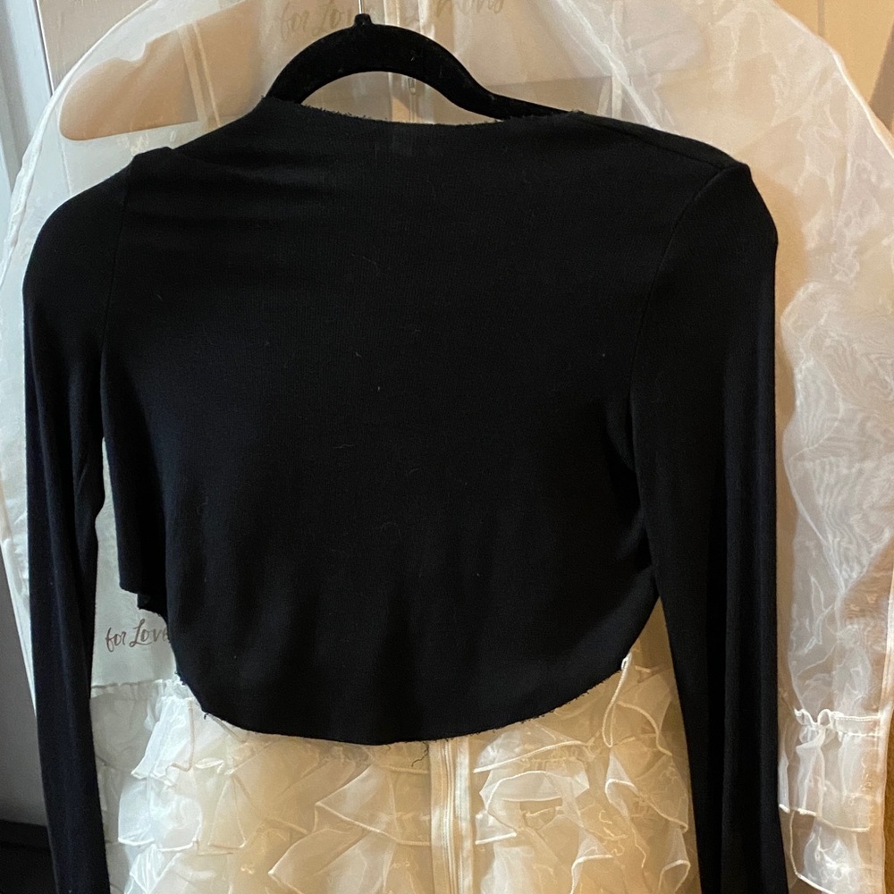 ARE YOU AM I Black Long Sleeve Crop Top